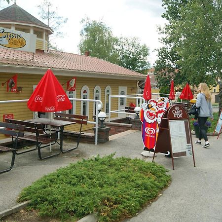 Bjoerkbackens Stugby I Vimmerby Otel Dış mekan fotoğraf