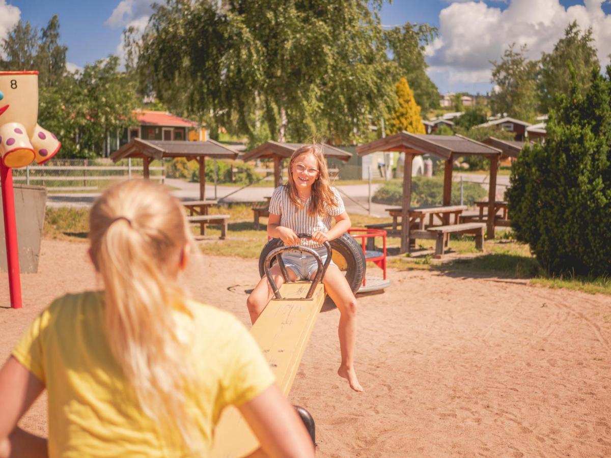 Bjoerkbackens Stugby I Vimmerby Otel Dış mekan fotoğraf