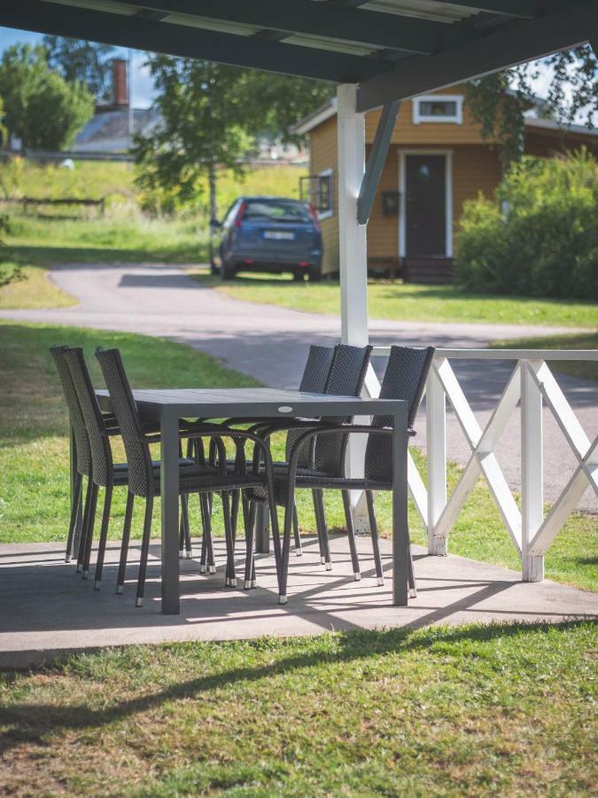 Bjoerkbackens Stugby I Vimmerby Otel Dış mekan fotoğraf